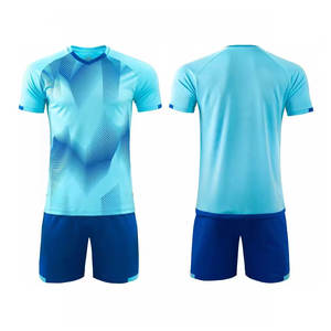 Ensemble de vêtements de football élégant 100% polyester, haute qualité, extensible, séchage rapide, respirant, motif imprimé numérique personnalisé, short uniforme - Product Image 2