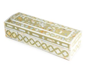 Boîte à bijoux artisanale avec incrustation de nacre, design en os et résine, étui de rangement rectangulaire pour bagues, boucles d'oreilles, colliers - Product Image 3