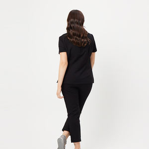 Conjunto de Uniforme Médico Personalizado OEM 2026, Diseño Moderno, Transpirable, de Alta Calidad, con Múltiples Bolsillos, para Hombre - Product Image 3