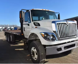 Camión de plataforma plana de 26 pies, cabina regular, usado, 2015, para uso internacional, WorkStar 7400, transmisión automática, volante a la izquierda, envío rápido - Product Image 6