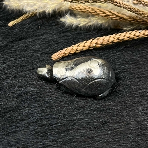 Tortue sculptée en pyrite Apache Chakralume naturelle, cristal de guérison en pyrite dorée pour Reiki, Feng Shui, décoration, vente en gros - Product Image 3