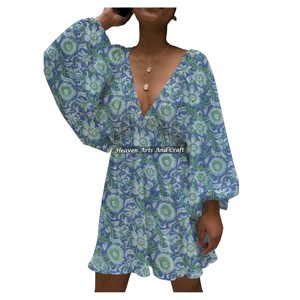 เสื้อผ้าผู้หญิงคุณภาพสูงสไตล์ยุโรปและอเมริกา ชุดเดรสผ้าฝ้ายพิมพ์ลายบล็อกหลากสีแบบแฮนด์เมด คอวีลึก ทรงโคมไฟ - Product Image 5