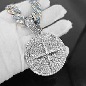 Collier pendentif diamant de qualité supérieure pour hommes et femmes, bijou de luxe, cadeau pour anniversaire de mariage, prix de vente à l'exportation - Product Image 3