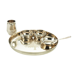 Service de table moderne en bronze Kansa avec des bols à bord ondulé, des assiettes rondes et des gobelets, disponible à prix de gros. - Product Image 2