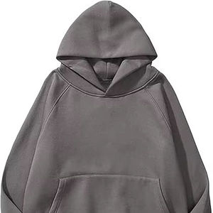 Sudadera extragrande con forro polar premium, corte holgado y diseño de inspiración urbana. Combina comodidad con estilo moderno sin esfuerzo - Product Image 1