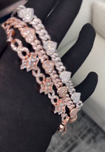Bracelet chaîne en or rose plaqué avec micro-incrustation de diamants Moissanite en forme de cœur, sertissage pavé, bijoux de luxe pour femme, à porter au quotidien - Product Image 3