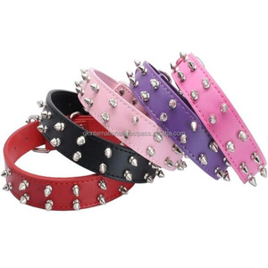 Collar de perro con tachuelas de cuero genuino 100% superventas para perros pequeños, medianos y grandes con hebilla niquelada y anillo en D - Product Image 3