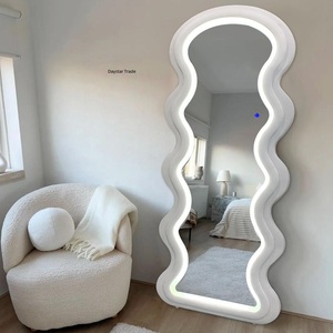 Miroir mural LED Daystar Trade de forme irrégulière moderne avec capteur tactile et éclairage d'ambiance rétroéclairé, modèle DST-AT-238 pour maison de luxe - Product Image 1