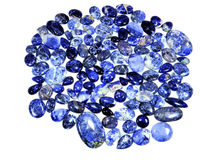 10 pièces de pierres précieuses en sodalite multi-couleurs pour la fabrication de bijoux, disponibles en différentes tailles et formes pour bagues, pendentifs, bracelets, colliers et boucles d'oreilles.