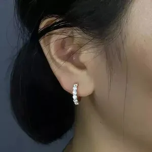 Pendientes de Aro Redondos Promise Gift con Diamantes Naturales GH/SI en Oro Amarillo Sólido de 14k - Product Image 4