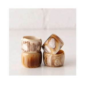 Ensemble de 4 anneaux de serviette en corne artisanaux de luxe 2025 – Écologiques, durables, designs uniques, couleurs vibrantes, pour une table élégante - Product Image 3