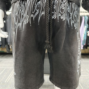 Ensemble deux pièces de survêtement en strass pour hommes, avec short à cordon et sweat à capuche, impression DTG et sérigraphie, vente en gros par fabricant OEM - Product Image 3