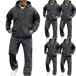 Ensemble de survêtement de sport personnalisé pour hommes, pantalon de jogging et sweat à capuche de haute qualité, fabriqué par un fabricant de vêtements de sport pour hommes - Product Image 3