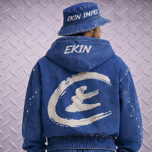 Proveedor de ropa de moda: Conjunto de sudadera con capucha y pantalones de chándal para hombre, con pedrería, oversize, corto, con lavado ácido, con cremallera y efecto desgastado - Product Image 3