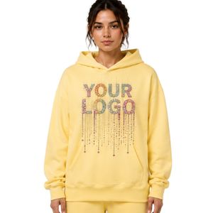Sweat-shirt à capuche oversize jaune clair pour femme avec logo personnalisé en strass, en molleton de coton premium, pull décontracté d'hiver, personnalisable - Product Image 1