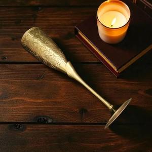 Gobelet à vin en laiton gravé de style médiéval, cadeau original pour un anniversaire de mariage, avec une élégance gravée - Product Image 5