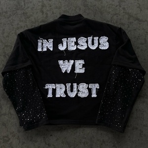 เสื้อยืดแขนสั้นทรงบ็อกซี่พิมพ์ลายดิจิทัลสำหรับผู้ชาย ผ้าฝ้าย 100% ประดับคริสตัล สองชั้น แบบครอป - Product Image 2