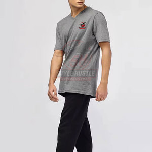 เสื้อยืดคอกว้างผู้ชายขายส่ง เสื้อยืดคอกว้างลำลองสำหรับผู้ชาย ใช้ในช่วงฤดูร้อน เสื้อยืดคอกว้างผู้ชายขายออนไลน์ - Product Image 4
