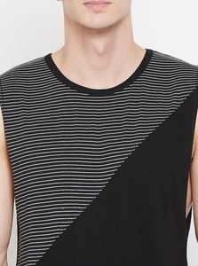 Men's Geometric Pattern Knitted Sleeveless Tank Top O-Neck Color Blocked Casual Style - Product Image 6