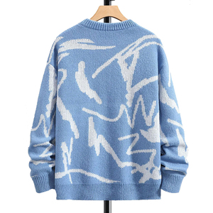 Pull en maille ras du cou bleu uni en coton anti-boulochage à manches longues coupe classique pour homme – Collection Automne - Product Image 3