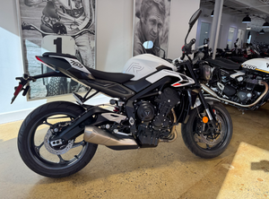 Los Mejores Distribuidores de la Motocicleta Deportiva Triumph Street Triple 765 R 2025 en Venta - Product Image 5