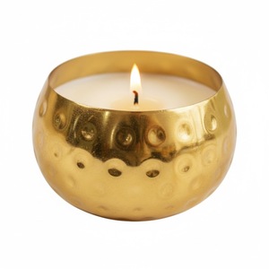 Exquisito Portavelas de Metal Plateado con Tapa, Acabado Martillado, Decorativo para el Hogar, Decoración Festiva - Product Image 6