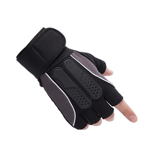 Gants de course moto personnalisés haut de gamme pour hommes, pour le cyclisme sportif et la conduite décontractée à moto, prix de gros Hike Impex - Product Image 3
