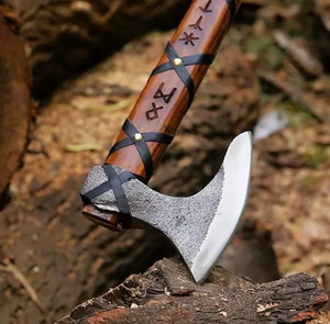 LEGACY BLADES Hache Tomahawk artisanale à lame en acier forgé, manche en bois, hache de survie, outil de découpe pour l'extérieur avec étui en cuir - Product Image 4