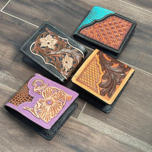 Portefeuille à deux volets en cuir véritable fabriqué à la main avec poche à monnaie compartiment à fermeture éclair et fentes pour cartes de crédit portefeuilles compacts et durables - Product Image 4