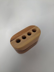 Cepillo de Dientes de Bambú con Estuche, Set de Viaje Ecológico, Diseño Minimalista, Forma Redonda, Dos Piezas - Product Image 2