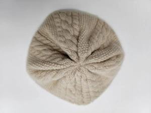 Bonnet unisexe de luxe 100 % cachemire tricoté torsadé, doux et chaud pour l'hiver, avec logo personnalisé, vente en gros, bonnet à revers, bonnet tricoté uni - Product Image 5