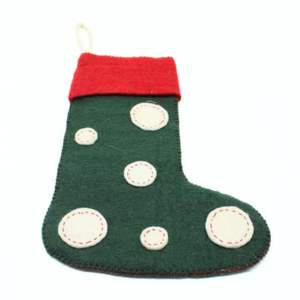 Calcetín Navideño de Lana Hecho a Mano, Ecológico, Suave, Verde con Borde Rojo, Decoración Navideña - Product Image 3