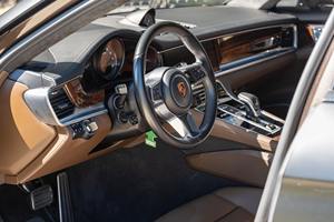 Porsche Panamera Turbo Executive 2018 - Product Image 4