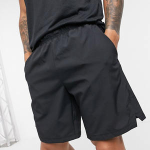 Shorts pour hommes au design élégant pour les acheteurs en gros, style décontracté, parfait pour l'été, prix avantageux, couleur unie et logo personnalisable - Product Image 4
