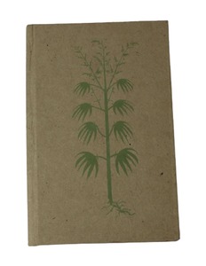 Carnet sans acide avec impression détaillée de la racine de chanvre sur la couverture rigide en bois et papier, avec des pages intérieures en fibre de chanvre uniquement - Product Image 1