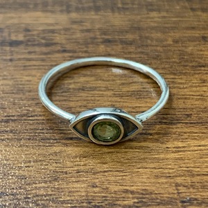 1.6 Grams Fine <b>Peridot</b> <b>Ring</b> - Product Image 1