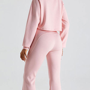 Conjuntos deportivos acampanados de estilo urbano para mujer, ideales para el uso diario, moda urbana y atuendos de corte relajado. - Product Image 6