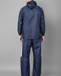 Ensemble coupe-vent professionnel pour homme de qualité supérieure OEM, veste à capuche imperméable et pantalon pour les voyages en plein air - Product Image 3