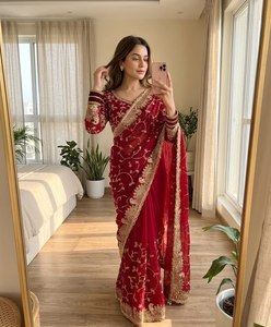 Sari en Georgette Doux avec Bordure Jhal, Sari en Georgette Fantaisie à Paillettes, Sari Élégant avec Broderie Cordonnée, Sari avec Bordure Jhal Lourde, Sari à Finition Brillante et Douce - Product Image 2