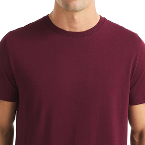 Camiseta de Hombre Lisa Color Borgoña Intenso, Cuello Redondo, Manga Corta, Algodón Pesado, Venta al Por Mayor - Product Image 3
