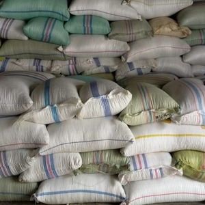 Flocons de bouteilles en PET provenant de produits en PET d'Indonésie - Product Image 4