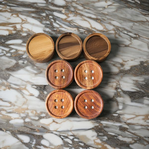 Ensemble de deux petits bols de service en bois peints à la main par un artisan, avec une finition unique à effet craquelé, récipient décoratif pour noix, bonbons, trempette - Product Image 5