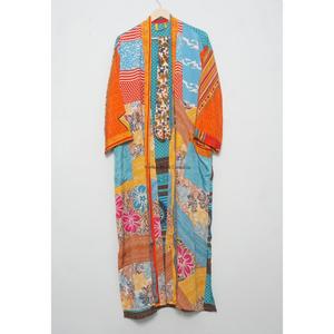 Robe de chambre kimono en soie indienne multicolore, style Kantha, vente en gros, vêtements de nuit faits main, patchwork, robe longue maxi - Product Image 2