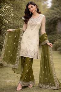 Conjunto de fiesta de diseñador con bordado y adornos de moti, top completamente cosido con parte inferior cosida y dupatta elegante, listo para usar. - Product Image 4