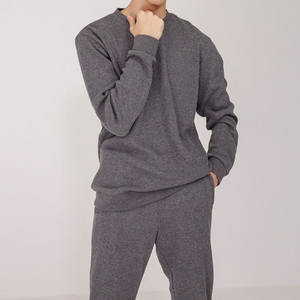 Chándal de alta calidad con estampado gráfico, fácil de llevar, con serigrafía de alta calidad, de color sólido, para hombre. - Product Image 4