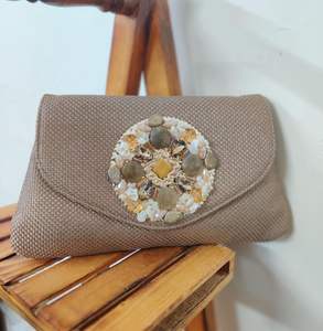 Pochette de soirée de luxe pour femme, nouveau design, broderie, perles, décorations géométriques - Product Image 1