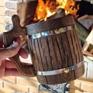 Chope à bière Viking en bois, tasse médiévale en chêne avec insert métallique, cadeau rustique - Product Image 6