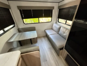Camping-car de luxe Confortable 2024 2025 2026 Keystones C-o-l-e-m-a-n 19R, caravane, camping-car, remorque de voyage - Product Image 3