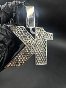 Pendentif en alliage de zinc plaqué argent avec lettre K, cristal et strass, style hip-hop, cadeau unisexe - Product Image 3