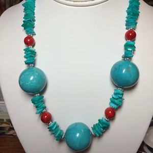 Wholesale Supply Handmade Fashion Jewellery Resin Necklace for Women Casual Use Resin Necklace - Product Image 1